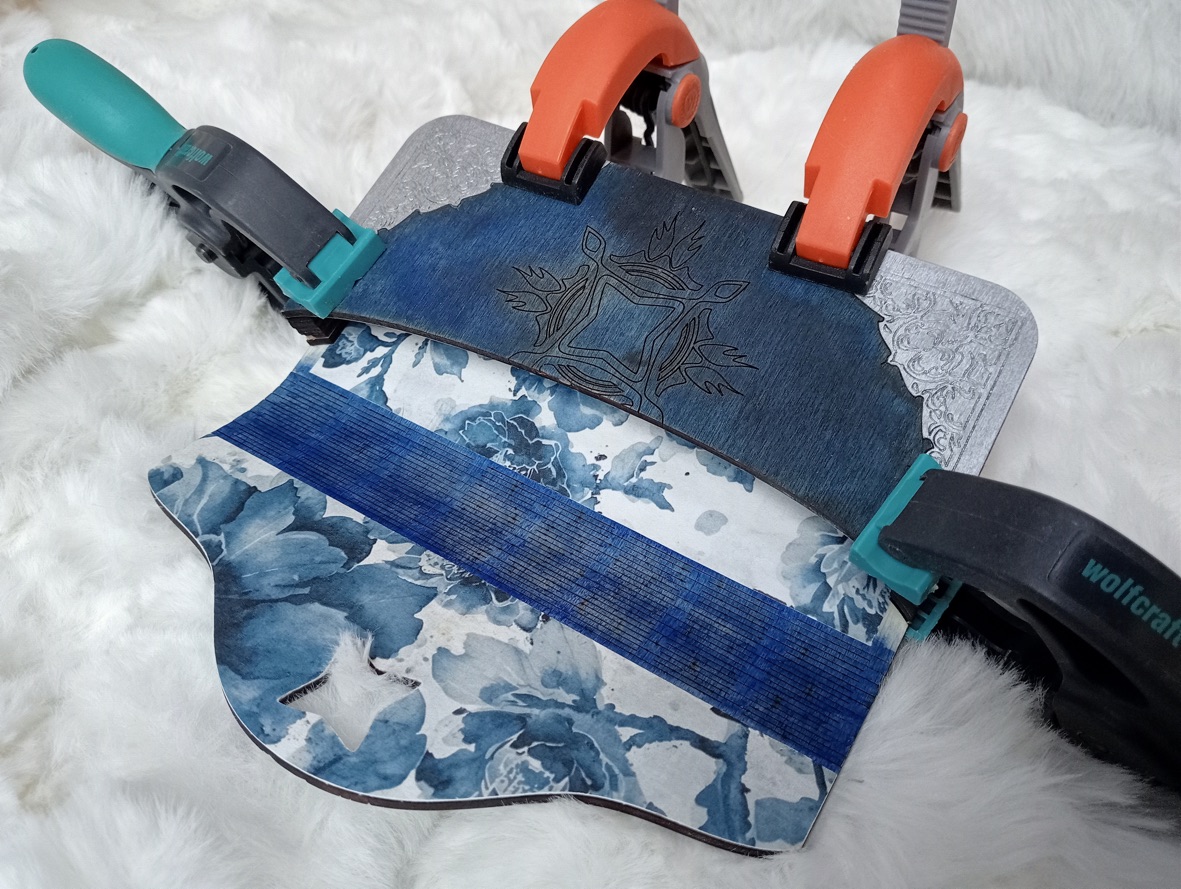 Portefeuille en bois IMG20260226133738.jpg