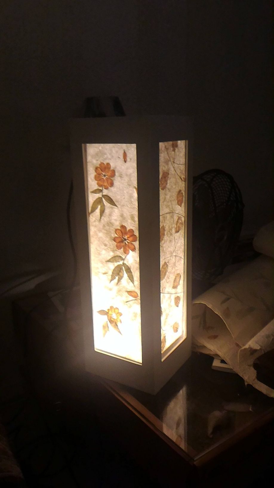 Lampe en bois avec cadre d ambiance amovible P 20170906 221202.jpg