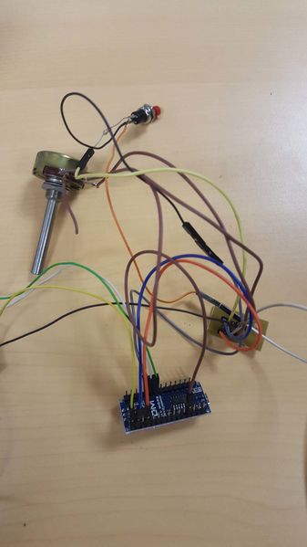 Fichier:Soudeuse par point 20190202 124212 v1.jpg